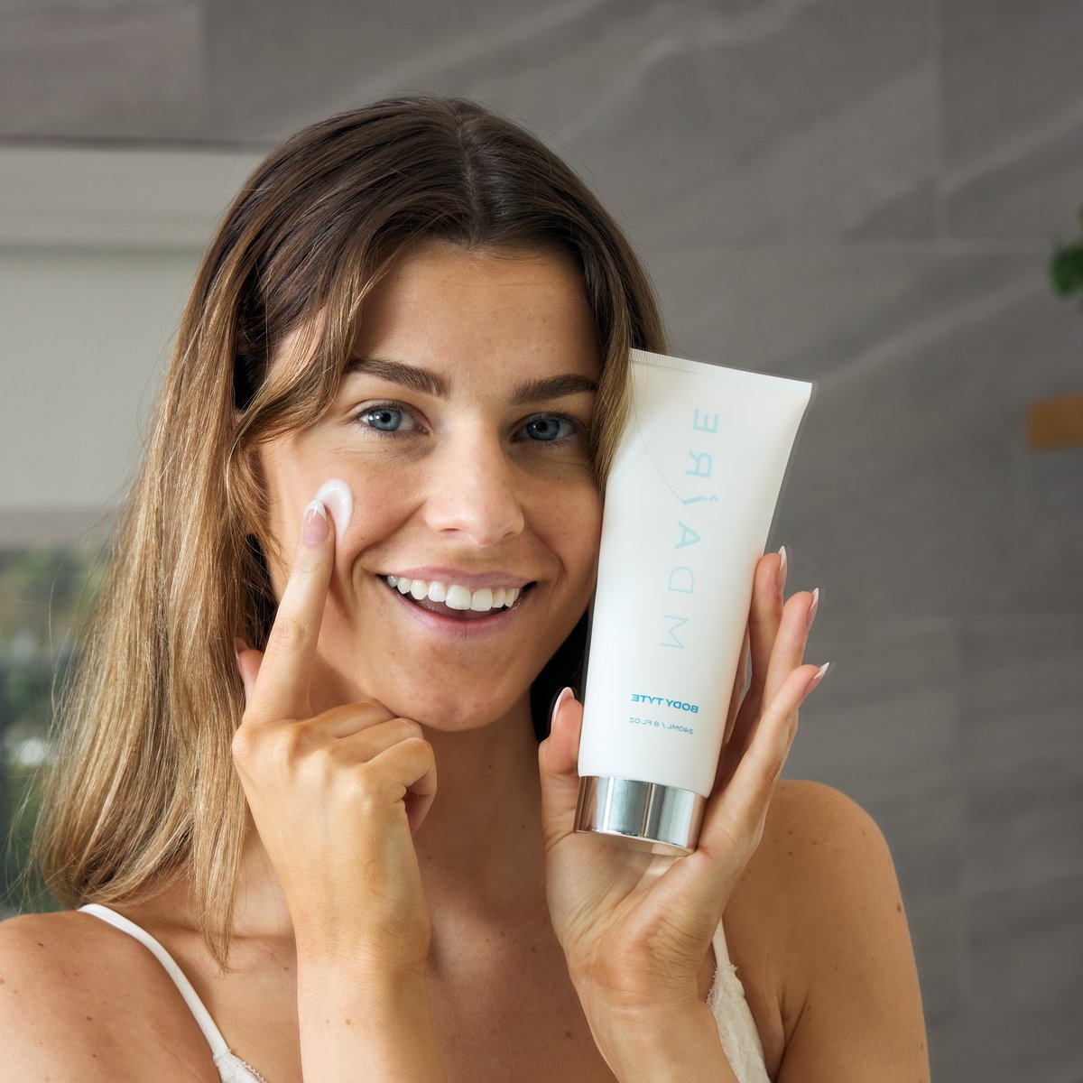 MDAiRE ingredient benefits image — sourced from body-tyte
